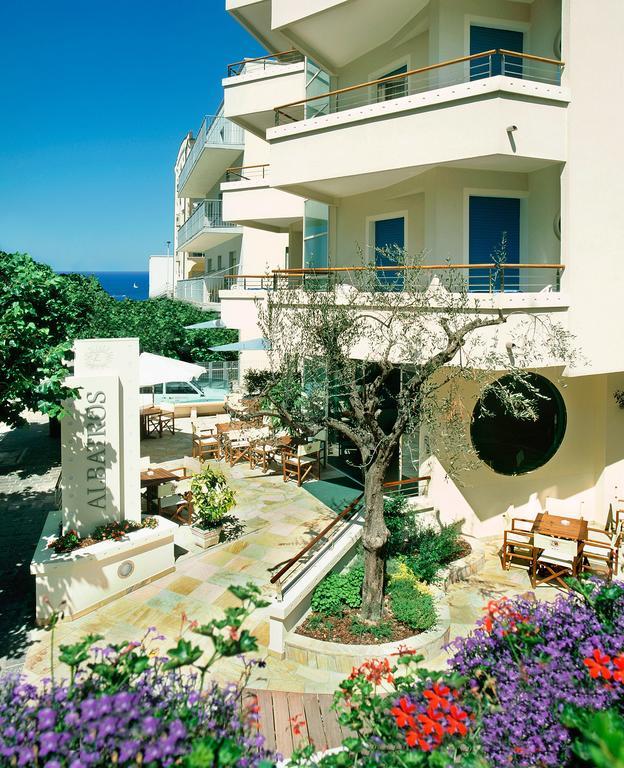 Hotel Albatros Misano Adriatico Esterno foto